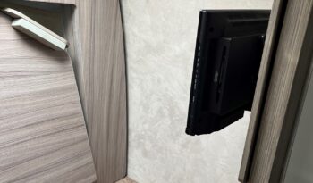 RS Equinox S Slide-Out full