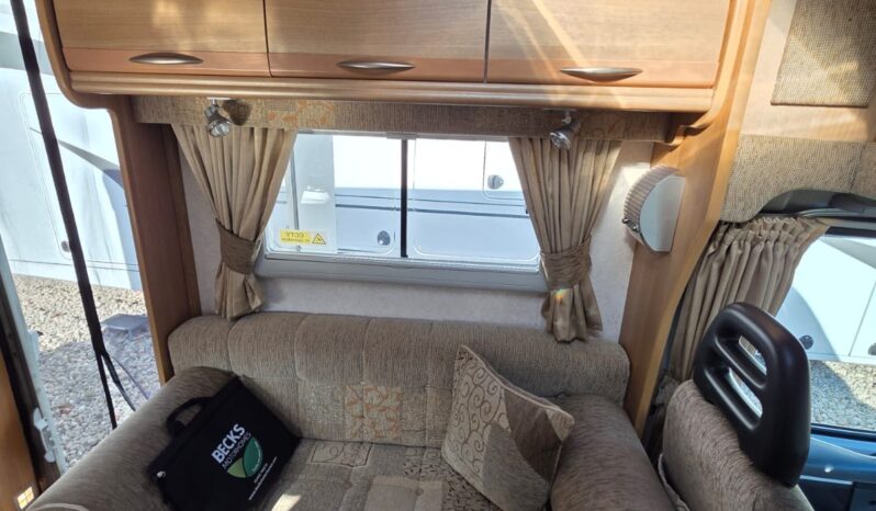 Autocruise Starblazer full