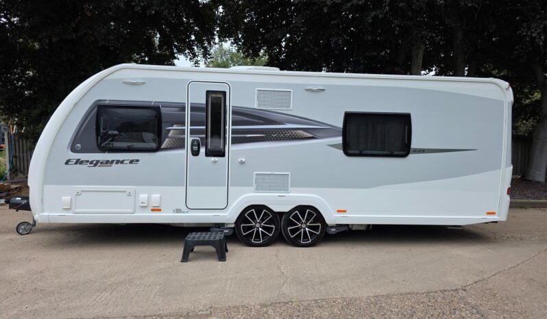 Swift Elegance Grande 845 full