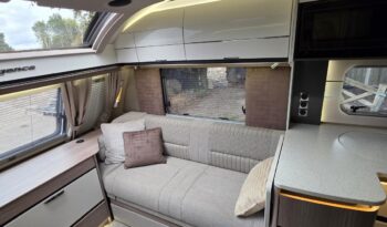 Swift Elegance Grande 845 full