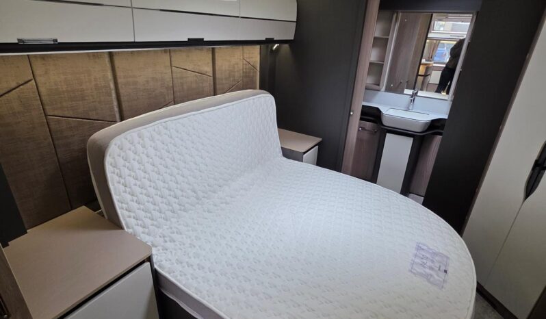 Swift Elegance Grande 845 full